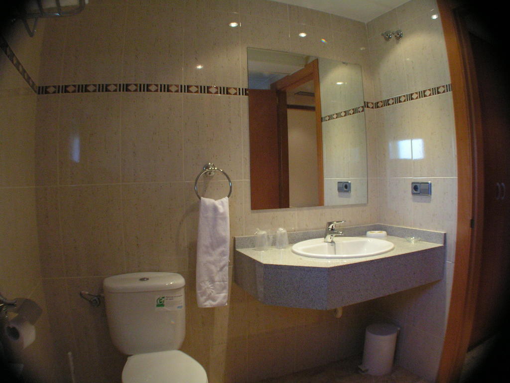 Hotel Zaytun ميكينيزا الغرفة الصورة
